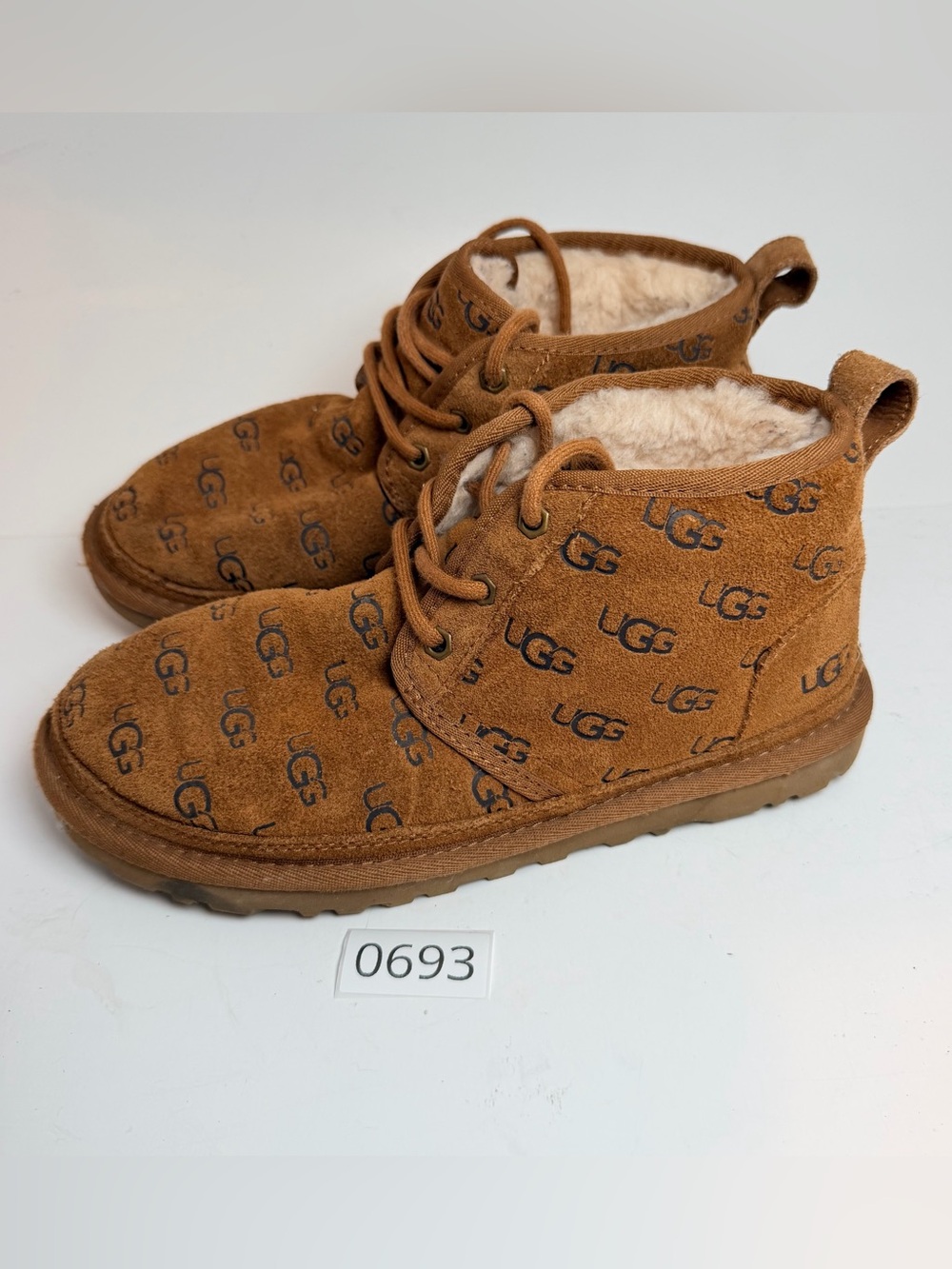 UGG Kids Chestnut Brown Suede Lace-Up Boot with Shearling